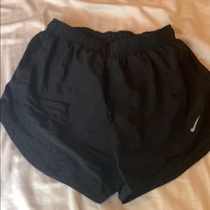 Nike Women’s Dry Tempo Core Running Shorts